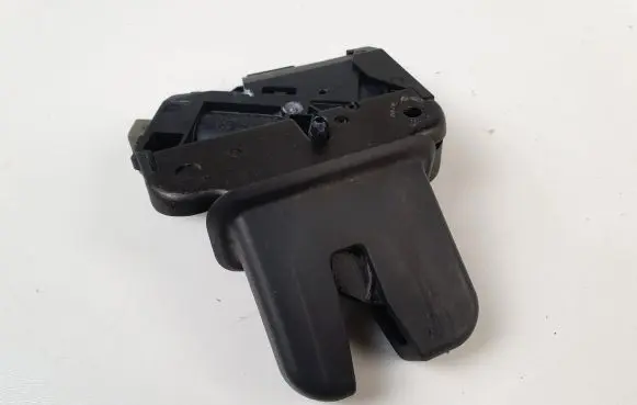 Volkswagen Jetta V Tailgate/trunk/boot lock/catch/latch 4E0827645A 4F5827505