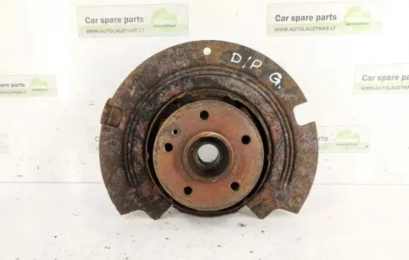 Rear wheel hub