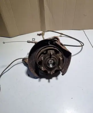 Mitsubishi Pajero Rear wheel hub