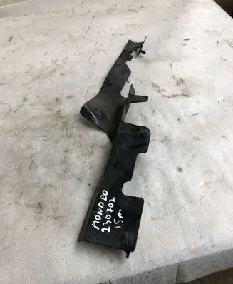 Ford Mondeo MK V Intercooler air guide/duct channel