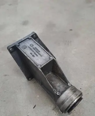 BMW X5 E70 Driveshaft support bearing bracket 59280110 7552540