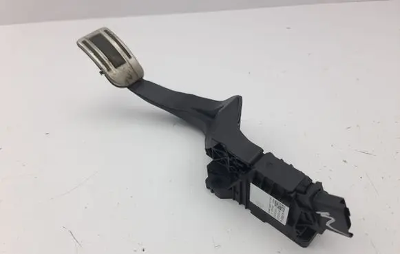 Peugeot 2008 II Accelerator throttle pedal 9837891980