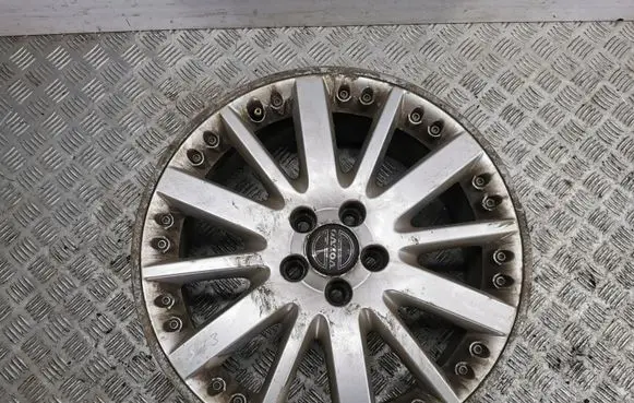 Volvo XC90 R18 alloy rim 