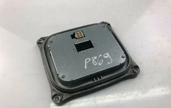 Peugeot 308 Other control units/modules 130732940300 P869