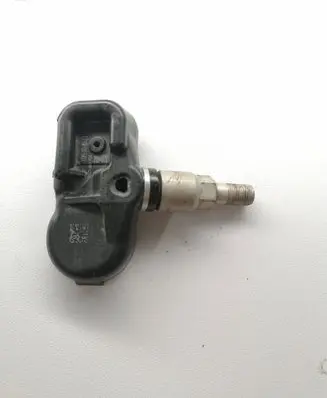 Toyota Auris E180 Tire pressure sensor 10R035437