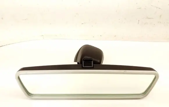 Rear view mirror (interior)