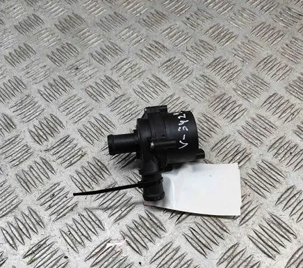 Audi Q3 F3 Electric auxiliary coolant/water pump 5Q0965567