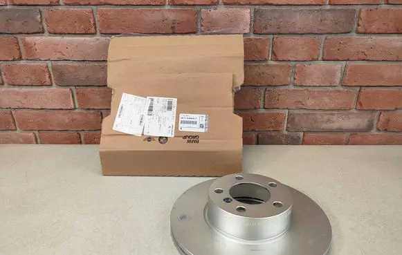 BMW 3 E90 E91 Front brake disc 8848417 6792219 6774875