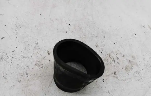 Toyota Auris 150 Intercooler hose/pipe NOCODE