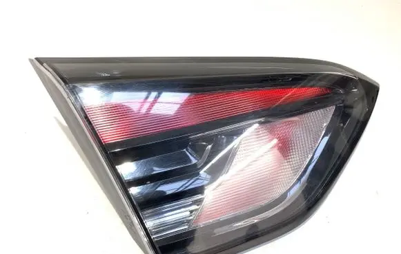 Opel Crossland X Rear/tail lights 39235953