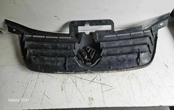 Volkswagen Caddy Front grill 1T0853651A