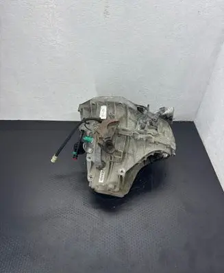 Renault Megane III Manual 6 speed gearbox 320108901R L30148