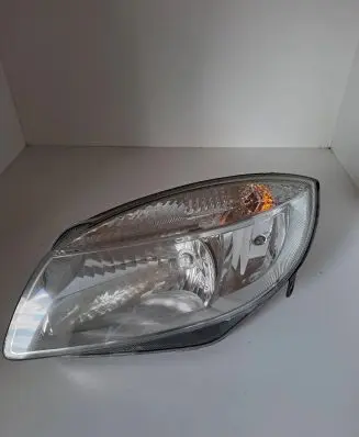 Skoda Fabia Mk2 (5J) Headlight/headlamp 24783100