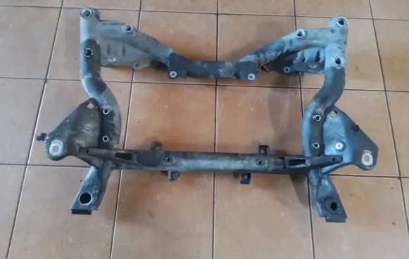 Mercedes-Benz C W204 Front subframe