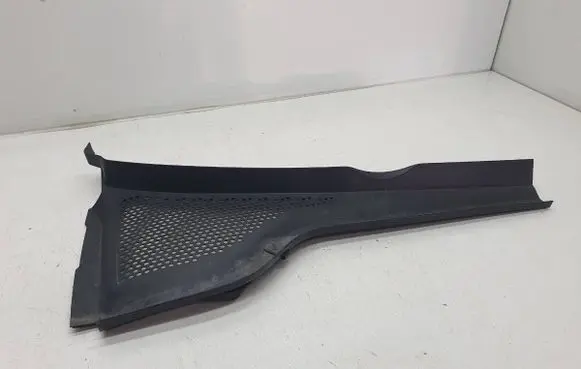 Wiper trim