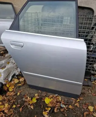 Audi A4 S4 B6 8E 8H Rear door