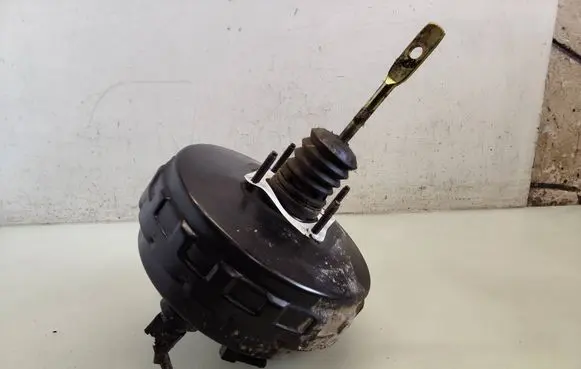 Volvo XC70 Brake booster P30665453 0378596001A 034232