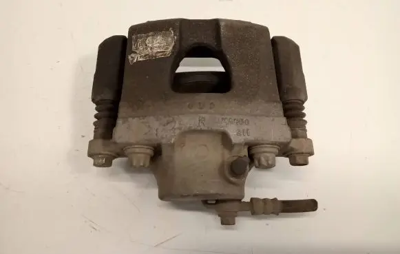 Peugeot 308 Front brake caliper C444