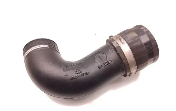 Volvo V40 Intercooler hose/pipe 31338572