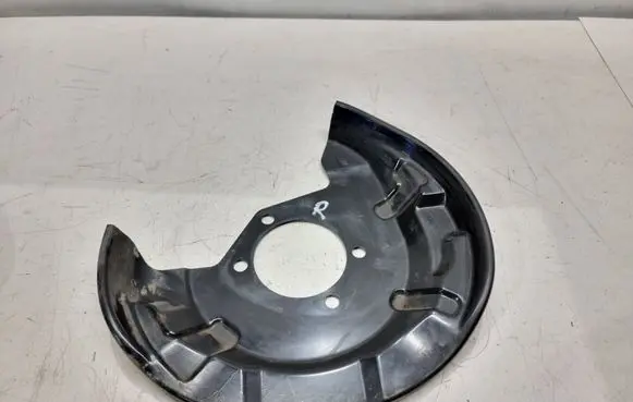 Renault Koleos II Rear brake disc plate dust cover 441514BR0A 441515904R