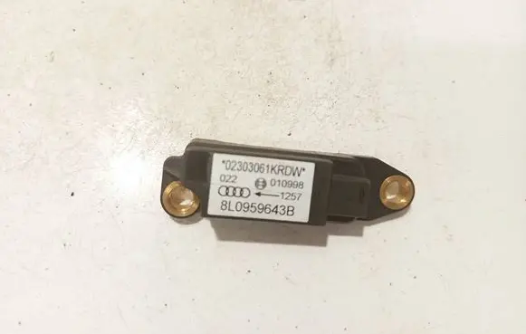 Audi A3 S3 8L Airbag deployment crash/impact sensor 8L0959643B 301198