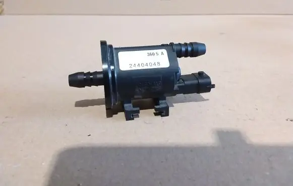 Opel Zafira B Valve vacuum 24404048