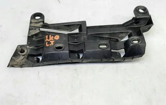 Volkswagen Caddy Rear bumper mounting bracket 2K0807393