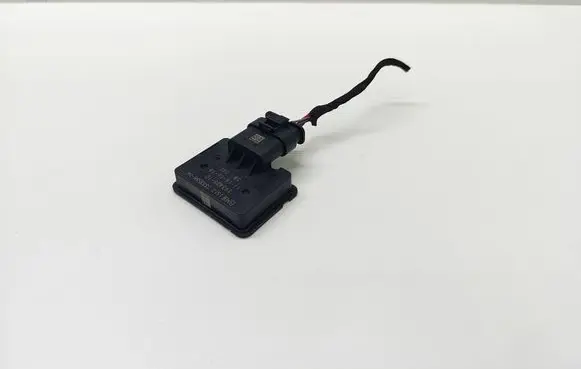 BMW 7 G11 G12 Fuel temperature sensor 7333588 733358804 16137333588