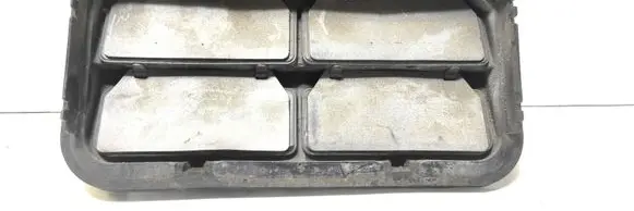 Opel Meriva B Quarter panel pressure vent 