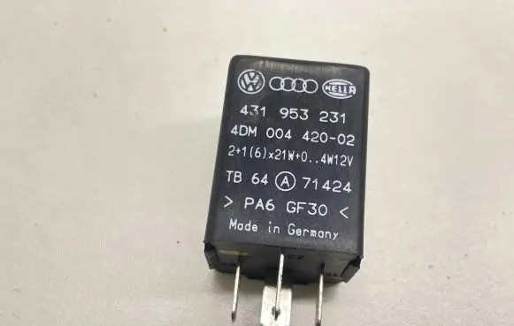 Audi A6 S6 C4 4A Other relay 431953231