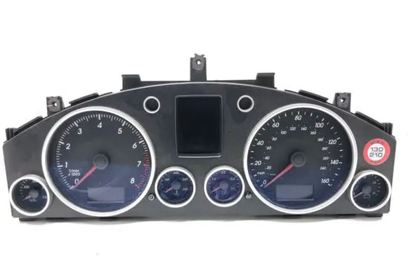 Volkswagen Touareg I Speedometer (instrument cluster) 7L6920970R