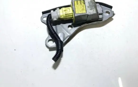 Toyota Avensis Verso Airbag deployment crash/impact sensor
