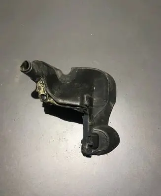Audi A6 S6 C6 4F Other engine bay part 4F0819979A