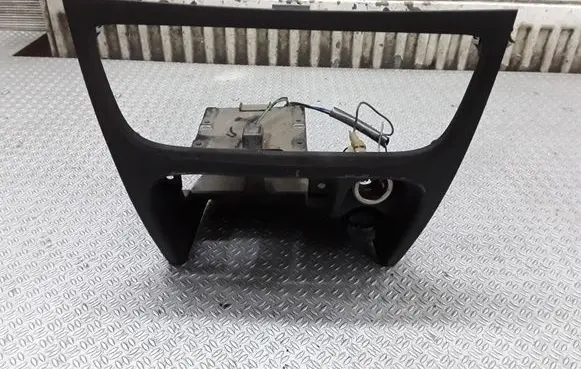 Hyundai Santa Fe Climate control/heater control trim 
