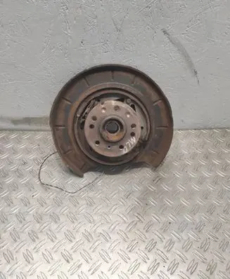 Mercedes-Benz ML W164 Rear wheel hub