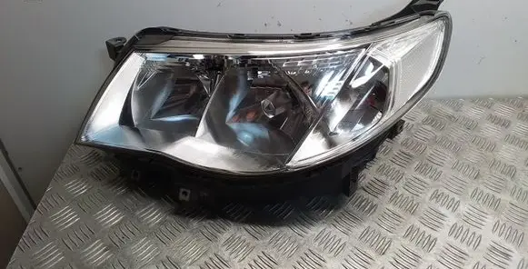 Headlight/headlamp