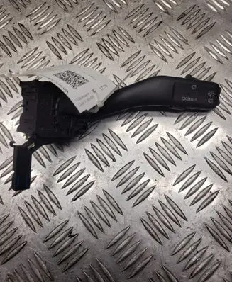 Volkswagen Golf V Wiper control stalk 1K0953519A