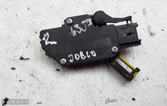 Clutch pedal sensor