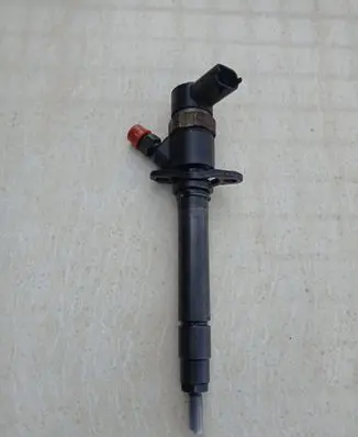 Volvo V70 Fuel injector 0445110078