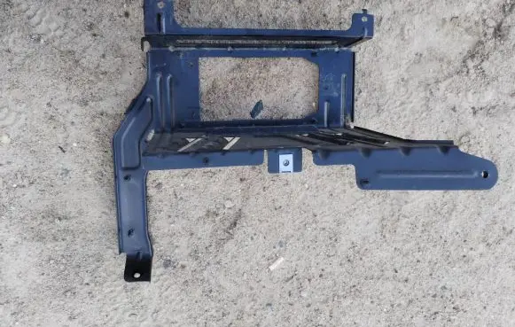 BMW X5 E70 Bracket in trunk/boot 36810190