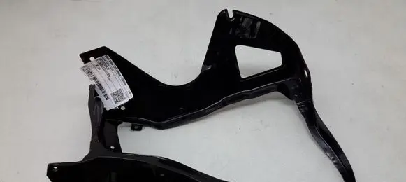 Mercedes-Benz S W220 Headlight/headlamp mounting bracket A2206200672