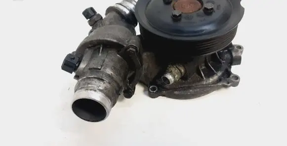 Thermostat/thermostat housing