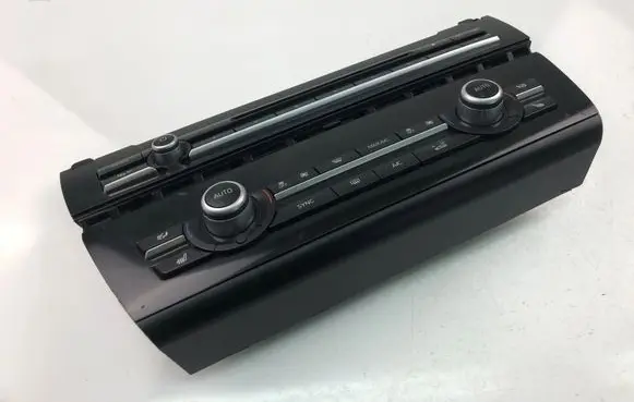 BMW 5 F10 F11 Interior fan control switch 9352761