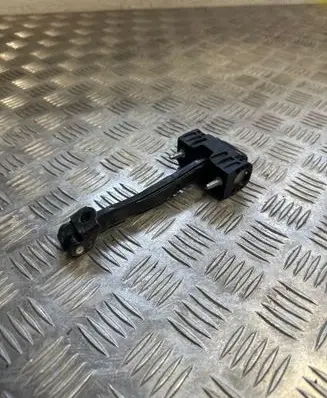 Volvo XC90 Rear door check strap stopper 31395138