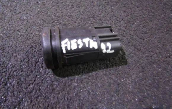 Ford Fiesta Fog light switch 96fg15k237aa
