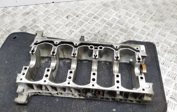 Volvo XC60 Oil sump 1KKLLLL