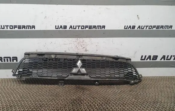 Mitsubishi Outlander Front bumper upper radiator grill 6402A198