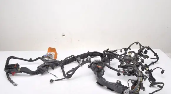Volvo XC40 Engine installation wiring loom 32287900