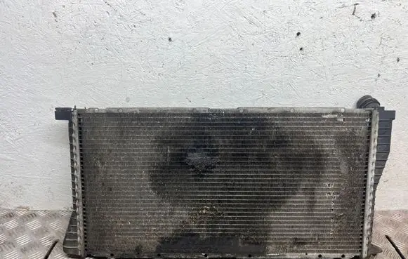 BMW 5 E39 Coolant radiator 22473450