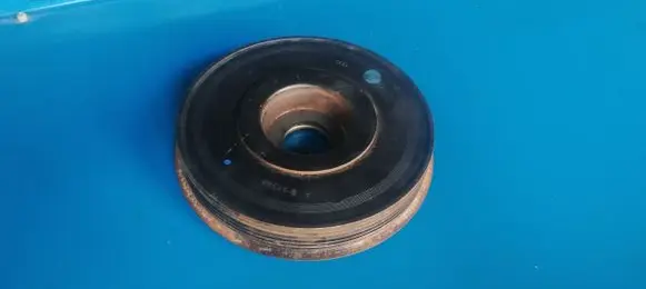Ford Fusion Crankshaft pulley E103112B